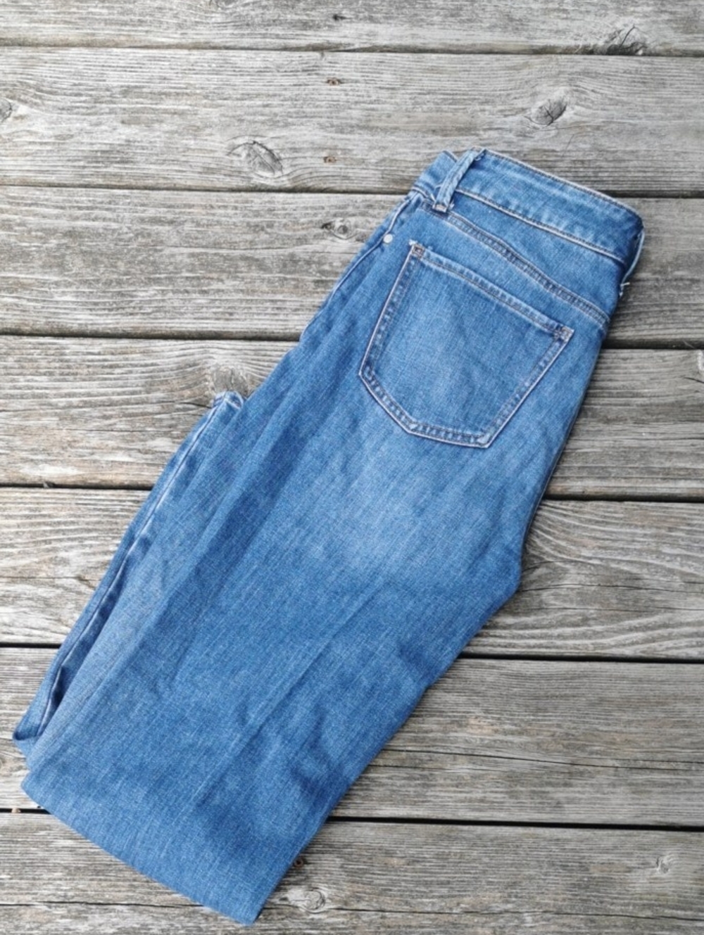 Talbots Women's Blue Barely Boot Medium Wash Straight-Leg Jeans. Size 8 - Picture 8 of 8